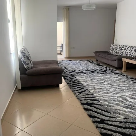Apartment Luxury For A Large Company *
