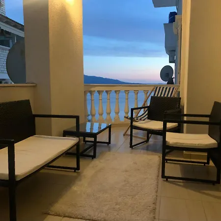 Luxury For A Large Company Apartment Sarande